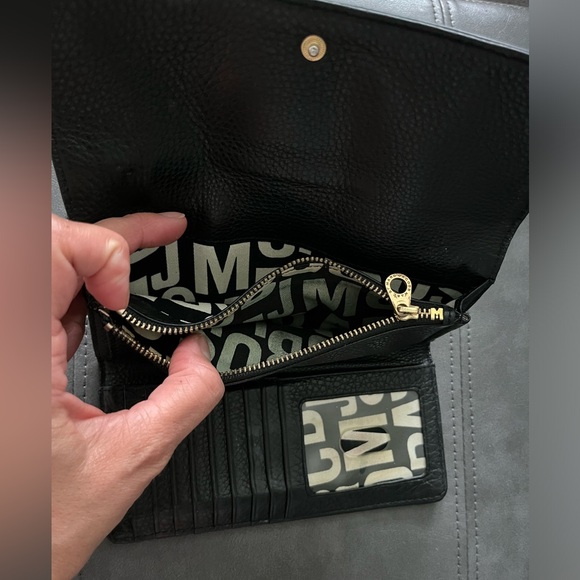 Marc Jacobs Wallet - Picture 7 of 9